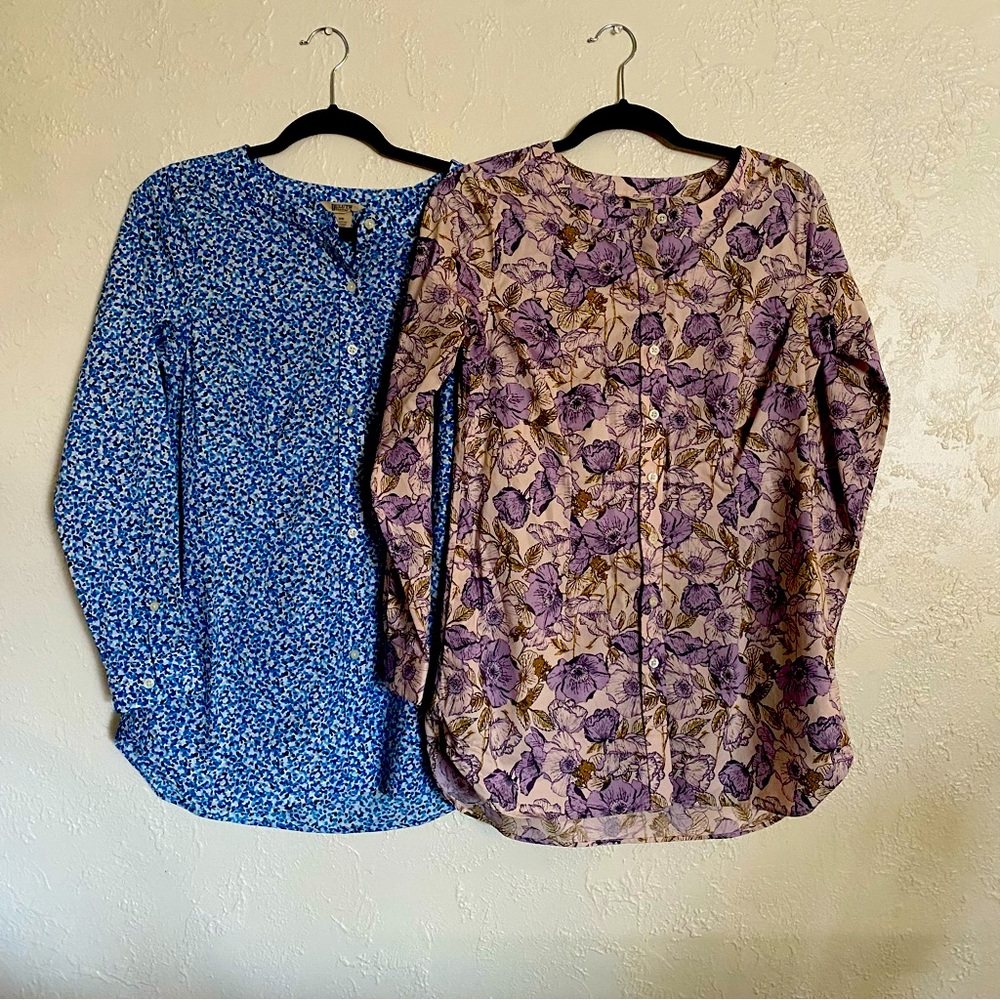 Duluth Trading Co Blue and Purple Patterned Blouses/Tunics set of 2 Sz XS